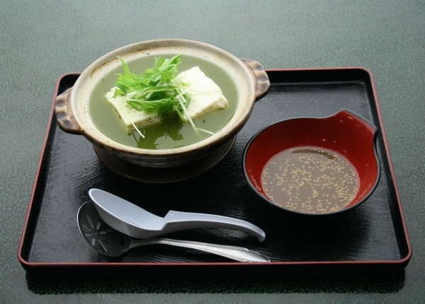 嬉野茶温泉湯豆腐